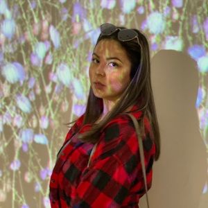 Meet your Posher, Ariana